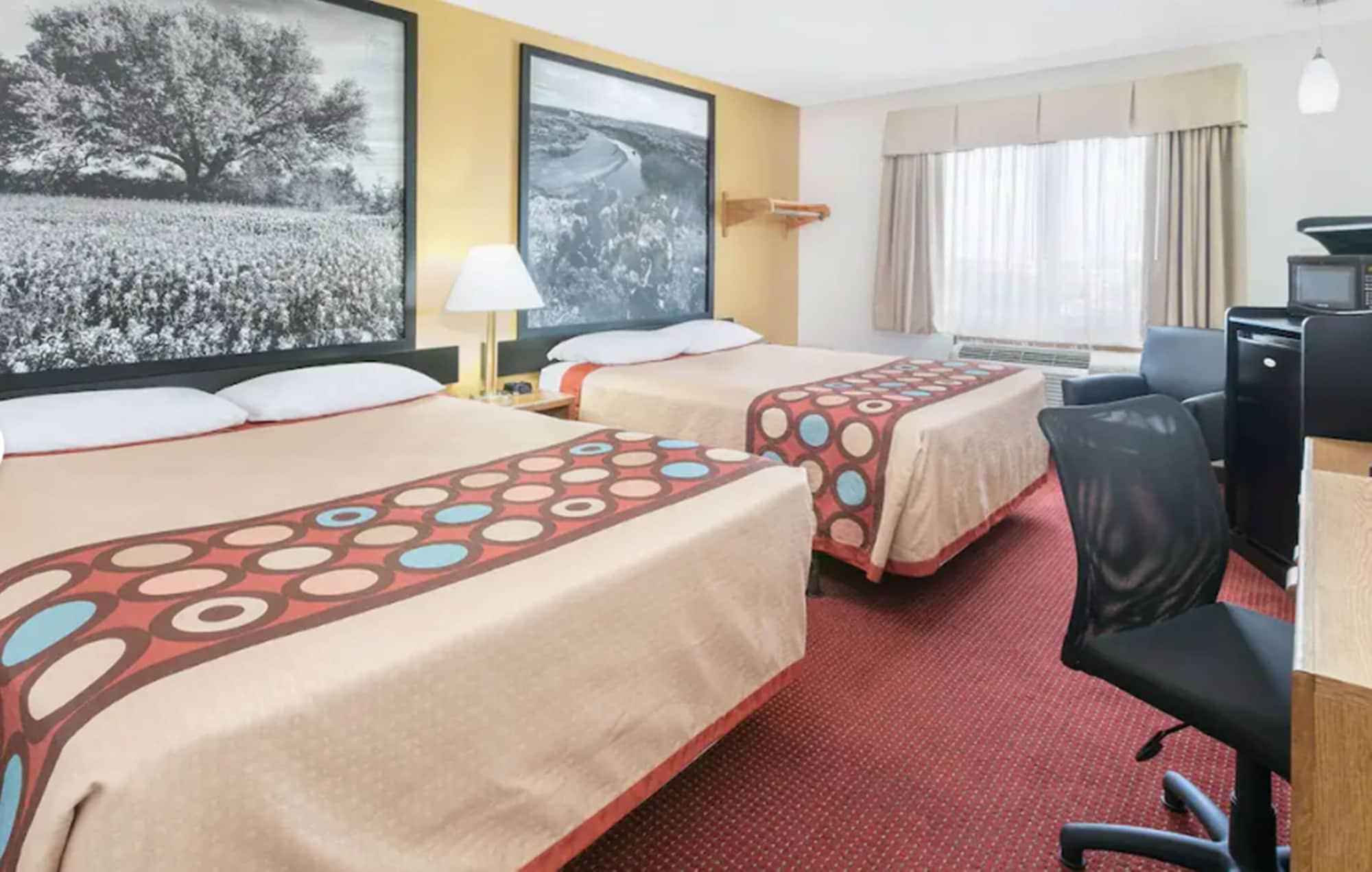 Super 8 By Wyndham Grapevine/Dfw Airport Northwest Hotell Eksteriør bilde
