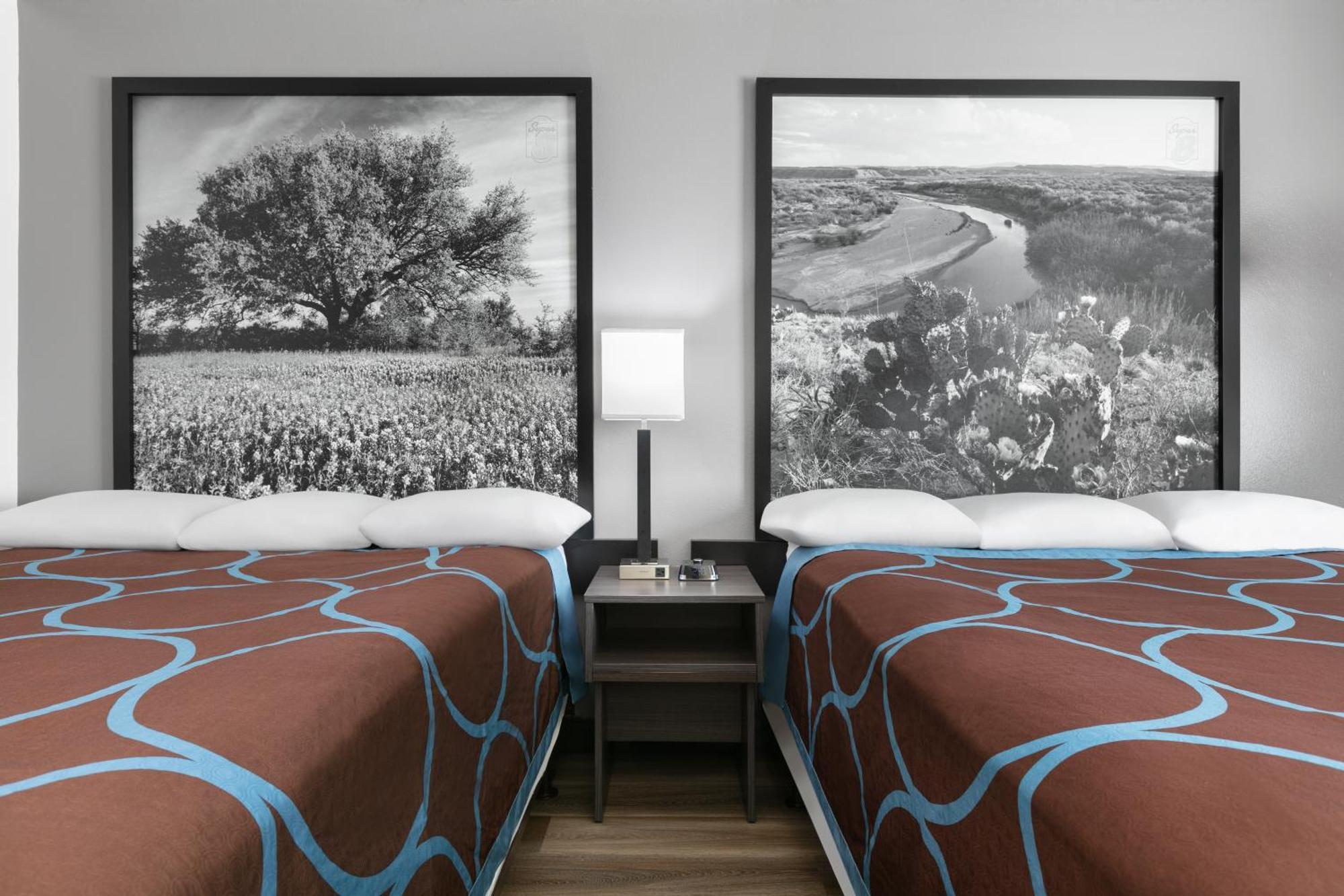 Super 8 By Wyndham Grapevine/Dfw Airport Northwest Hotell Eksteriør bilde